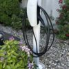 Tesla stojan Biely5 Stojan pre Tesla wallbox Biely