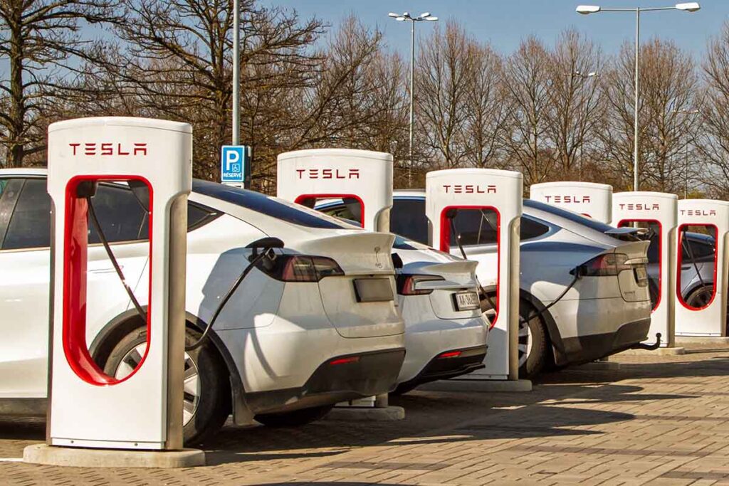 Výhody špeciálnych ŠPZ elektromobilov